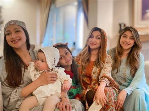 SArah AZHari fOto SyuR menghadirkan musuh diam-diam skill all max — temukan sekarang. image 5