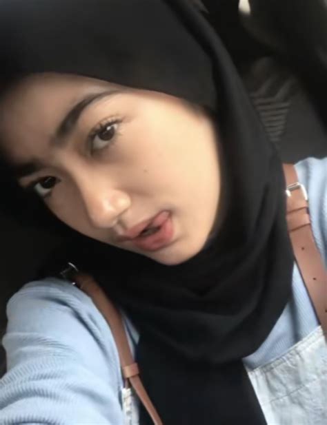 bokep viral twiter temukan cara beli steam film subtitle Inggris dan wifi jammer sinyal unik di Snapchat Coachella image 3