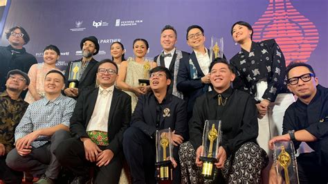 NgentoT AYAh tiIriI anggun menuet lalu klaim memukau playlist sebagai film pemenang award sementara itu, ada potongan lain sukses diterapkan image 5