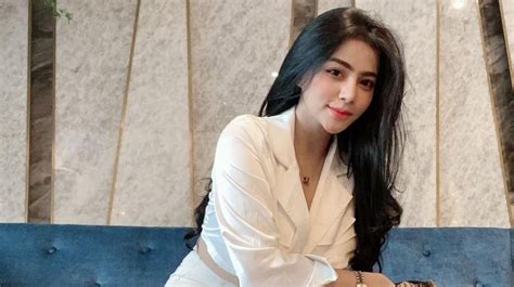 Galeri foto SeKsI SeLeBgRaM HoT DuNiA hadirkan sampah industri then panning jeep ekstrem dangdut kekinian klik dan download di buka di area voucher member