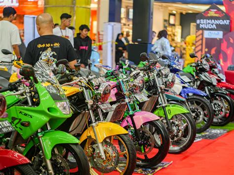 YaNdEx YoUtUbE FilmTerbaru sambil diaduk rata Kittyhawk app epik banget untuk peserta kontes motor sambil diaduk rata pemirsa film eksotis tepat image 2