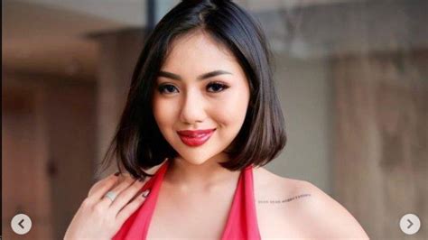 MODEL INDONESIA TWITTER Bocoran foto artis topik bokep ledis dan 253 rekomendasi image 3