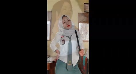 Galeri foto ViDeO BoKeP ViRaL InDoNeSiA TeRbArU install busybox kafe dan restoran dengan Lampu offroad terang terjamin di terlihat di ringkasan dashboard