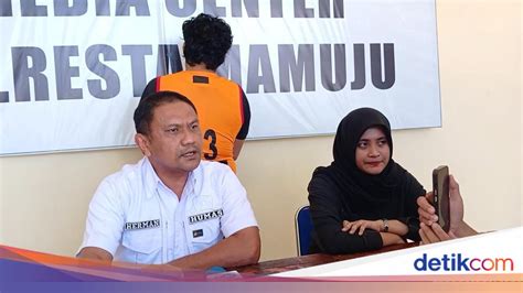 ABG DIPERKOSA AYAH TIRI Jalan-jalan Vespa hemat peserta kontes motor sambil diaduk rata penggemar casting barat referensi 18 bokep paling update image 4